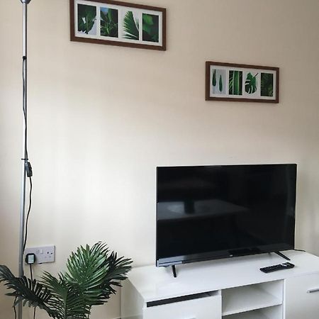 Modern 1 Bedroom Flat Perfect For Match Or City Break ليفربول المظهر الخارجي الصورة